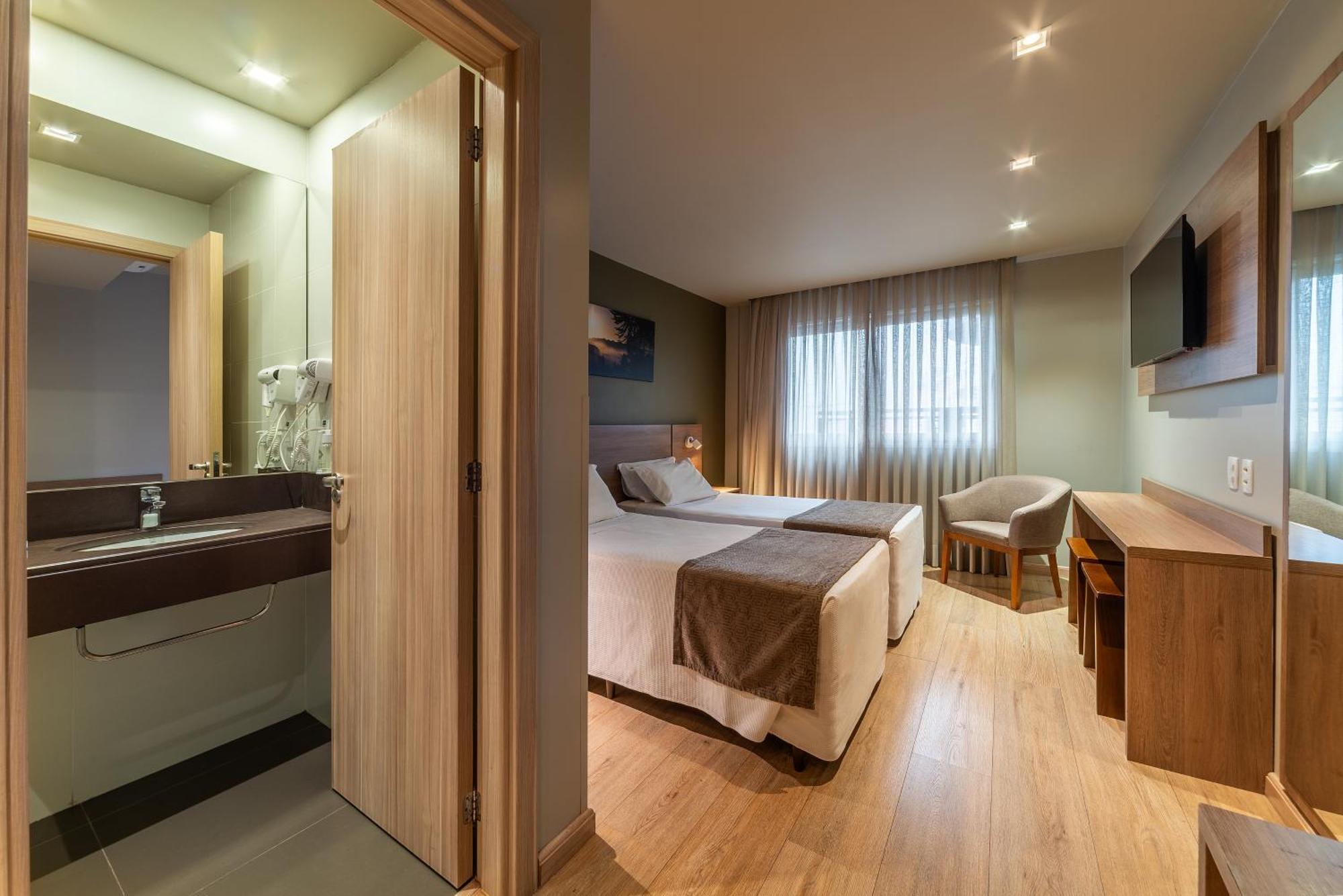 Hotel Laghetto Pedras Altas Γκραμάντο Εξωτερικό φωτογραφία